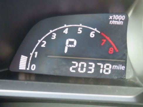 Used 2016 MAZDA MAZDA3 i Sport image 15