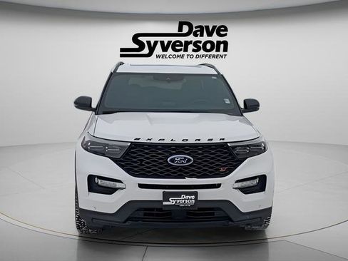 Used 2020 Ford Explorer ST w/ ST Street Pack image 8