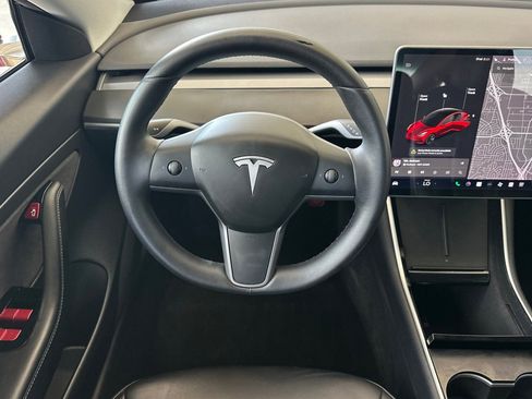 Used 2020 Tesla Model 3 Standard Range Plus RWD image 14
