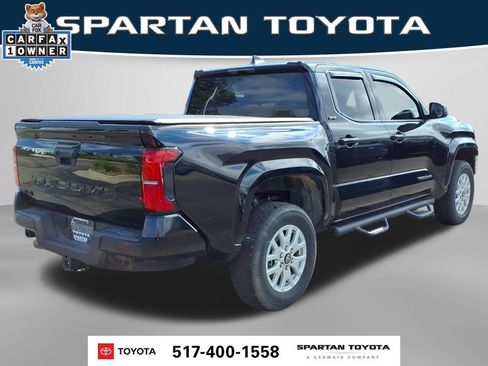Used 2025 Toyota Tacoma SR5 AWD/4WD image 6