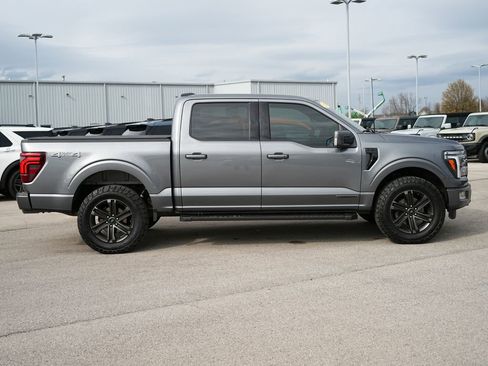 Used 2024 Ford F150 Lariat image 4