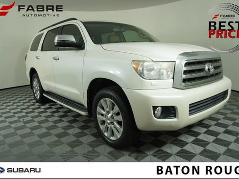 Used 2015 Toyota Sequoia Platinum RWD image 1