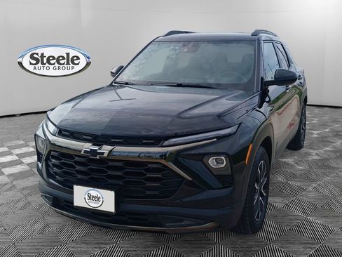 Used 2026 Chevrolet TrailBlazer ACTIV w/ Convenience Package FWD image 1