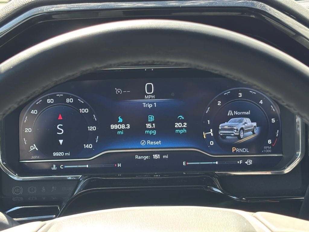 Certified 2025 Chevrolet Silverado 1500 LT RWD image 14