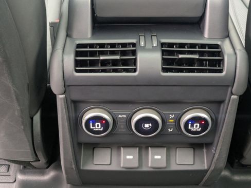 Certified 2023 Land Rover Defender 110 image 26