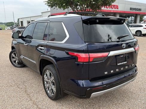 Used 2024 Toyota Sequoia Capstone AWD/4WD image 5
