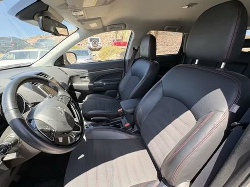 Used 2024 Mitsubishi Outlander Sport AWD image 9