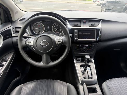 Used 2019 Nissan Sentra SV w/ Special Edition Package FWD image 17