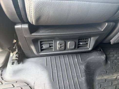 Used 2019 Chevrolet Silverado 1500 RST AWD/4WD image 19