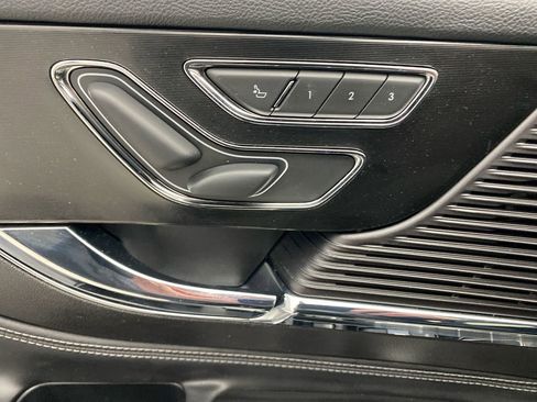 Used 2022 Lincoln Corsair AWD w/ Equipment Group 101A image 13