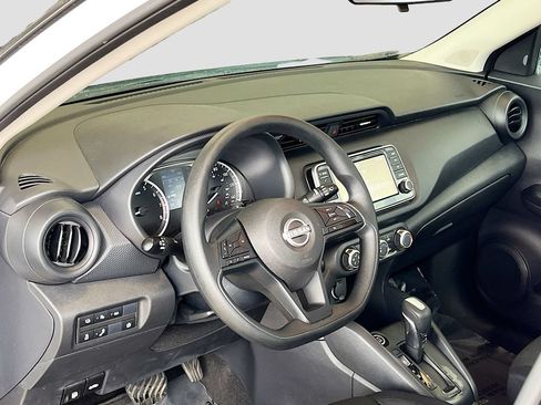Used 2024 Nissan Kicks S FWD image 9