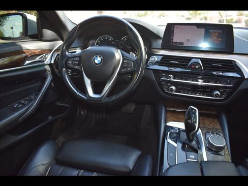 Used 2019 BMW 540i w/ Convenience Package RWD image 30