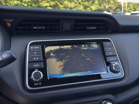 New 2025 Nissan Kicks Play S image 24