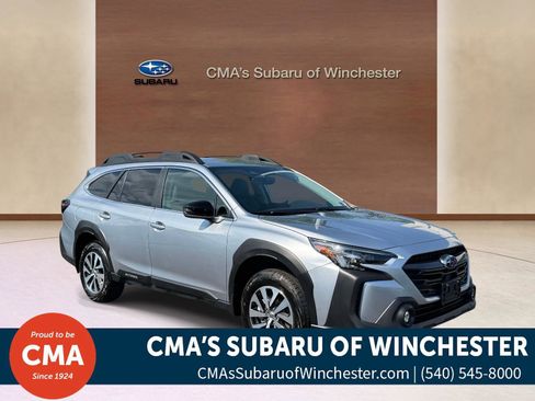 Used 2018 Subaru Forester 2.5i Touring w/ Popular Package #2 AWD/4WD image 1