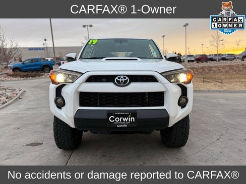 Used 2019 Toyota 4Runner TRD Off-Road Premium image 2