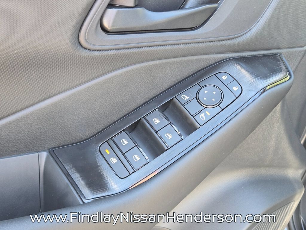 New 2026 Nissan Rogue S FWD image 20