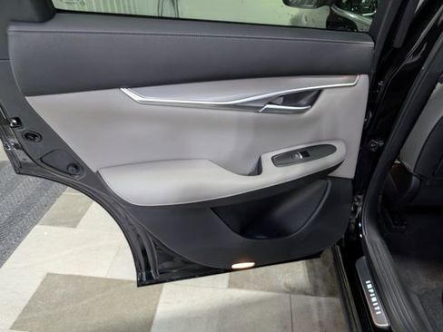 Used 2023 INFINITI QX50 Luxe AWD/4WD image 9