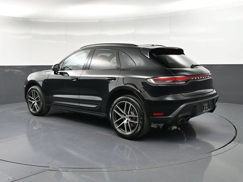Certified 2026 Porsche Macan AWD/4WD image 3