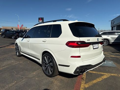 Used 2020 BMW X7 M50i w/ Dynamic Handling Package image 9