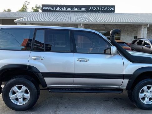 Used 1999 Toyota Land Cruiser image 7