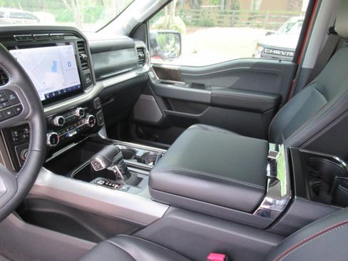 Used 2023 Ford F150 Lariat w/ Trailer Tow Package RWD image 16