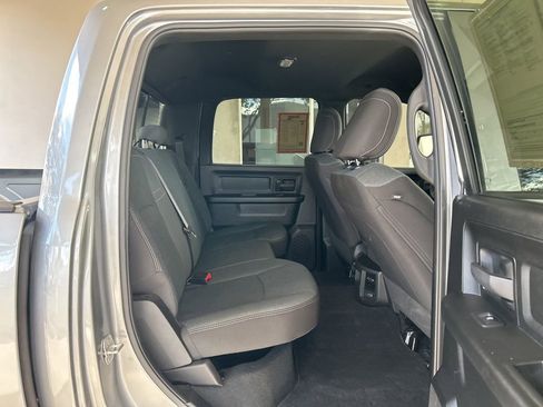 Used 2024 RAM 3500 Tradesman w/ Chrome Appearance Group image 25