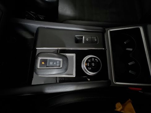 Used 2024 Mitsubishi Outlander SE image 25