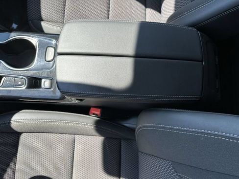 Certified 2023 Buick Envision Preferred AWD/4WD image 24
