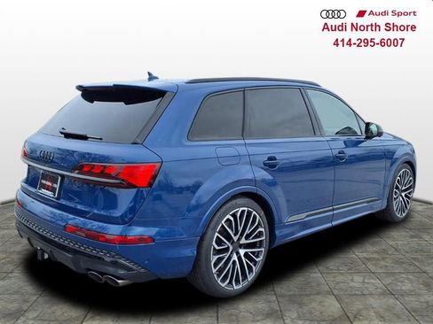 New 2026 Audi SQ7 Prestige AWD/4WD image 2