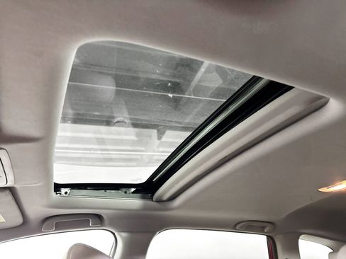 Used 2021 Honda CR-V Touring image 19