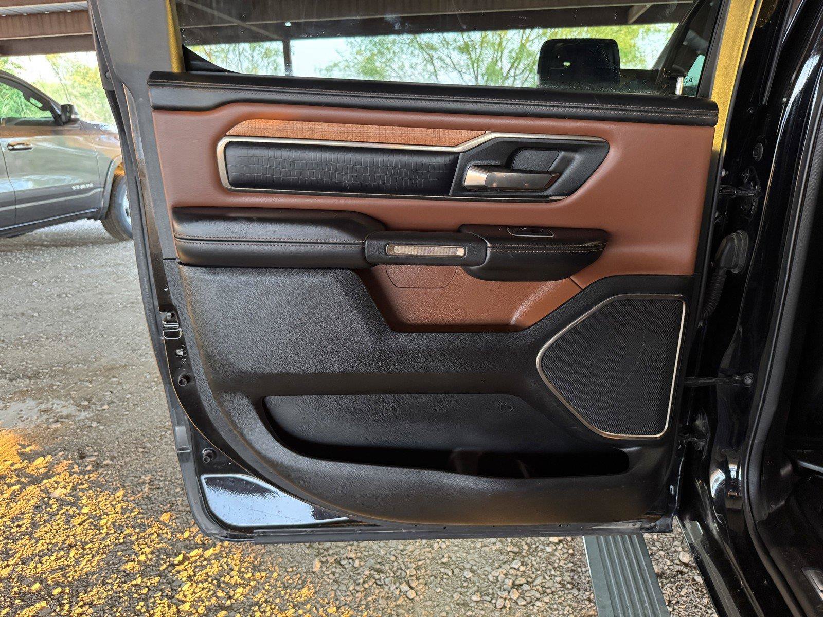 Used 2022 RAM 1500 Limited AWD/4WD image 30