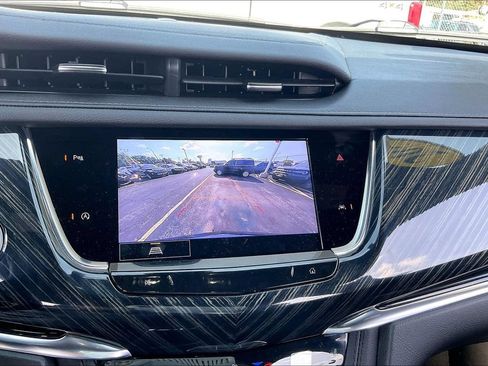 Used 2023 Cadillac XT6 Premium Luxury AWD/4WD image 20