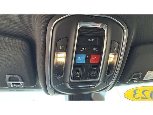 Used 2023 Jeep Grand Cherokee Altitude AWD/4WD image 20