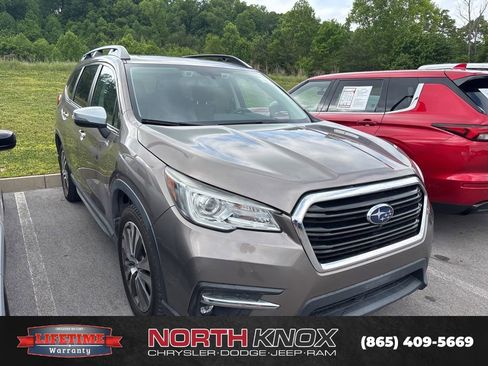 Used 2021 Subaru Ascent Touring AWD/4WD image 2