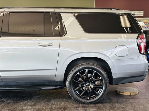 Used 2023 Chevrolet Suburban RST w/ Luxury Package AWD/4WD image 15