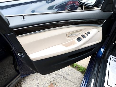 Used 2013 BMW 528i xDrive Sedan image 12