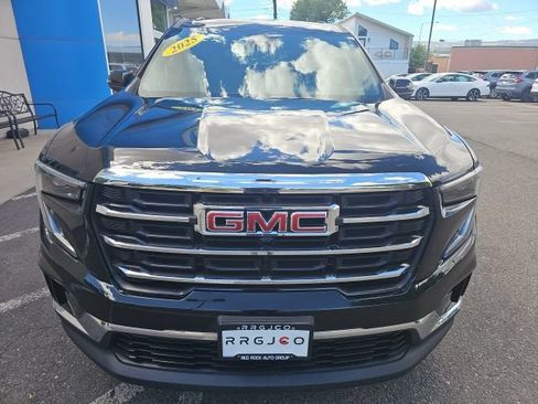 Used 2025 GMC Acadia Elevation AWD/4WD image 3