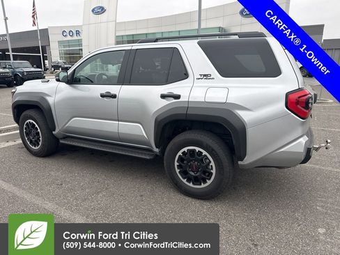 Used 2025 Toyota 4Runner TRD Off-Road image 6