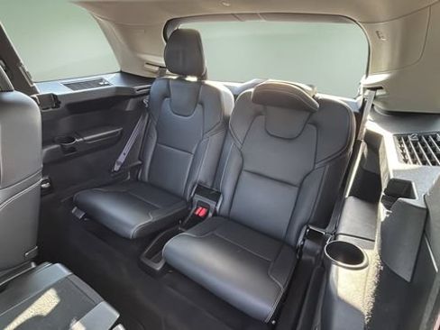 Used 2022 Volvo XC90 T8 Inscription w/ Advanced Package AWD/4WD image 22