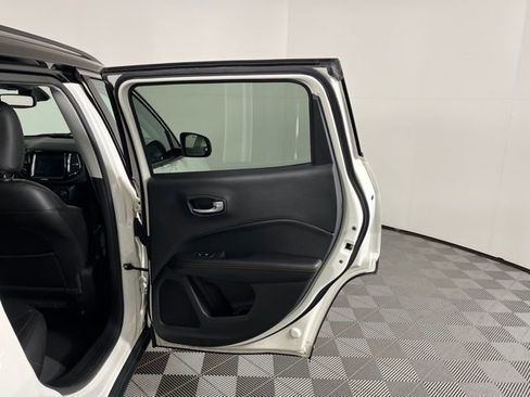 Used 2020 Jeep Compass Limited image 43