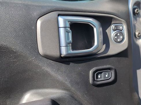 Used 2020 Jeep Wrangler Unlimited Sport S image 16