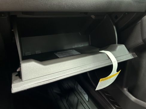 New 2026 GMC Canyon Elevation w/ Convenience Package RWD image 21