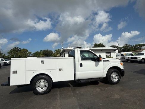 Used 2014 Ford F250 XL w/ Power Equipment Group image 5