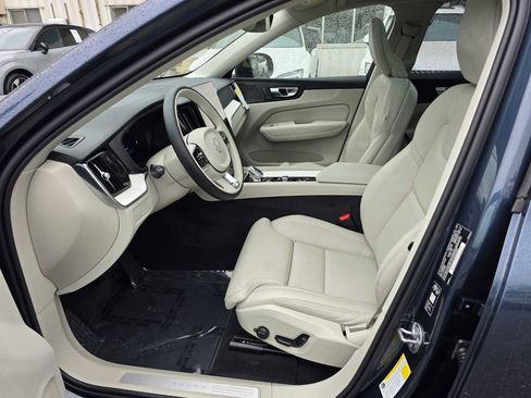 New 2026 Volvo XC60 T8 Ultra w/ Protection Package Premier image 20