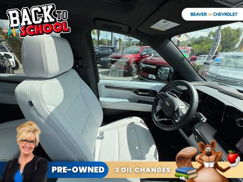 Used 2026 Chevrolet Suburban Premier w/ Sun And Tow Package RWD image 26