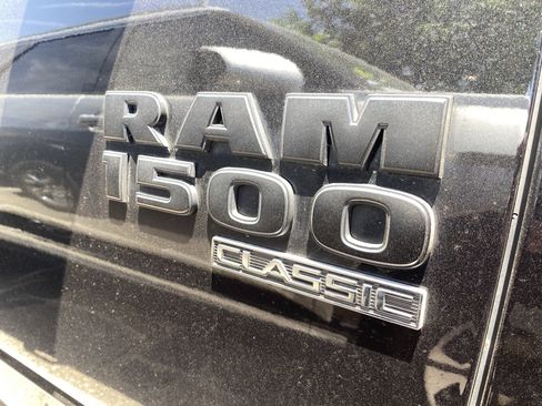 Used 2019 RAM 1500 Express w/ Wheel & Sound Group AWD/4WD image 8