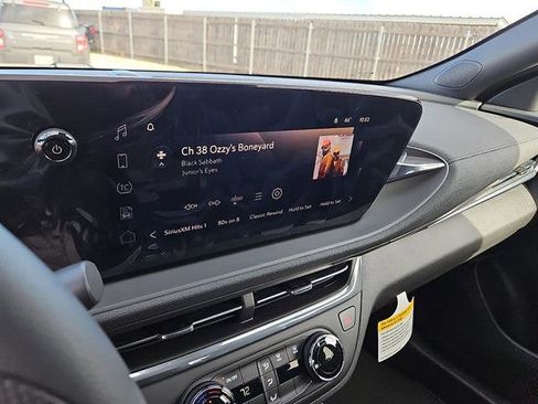 New 2026 Buick Envista Preferred image 16