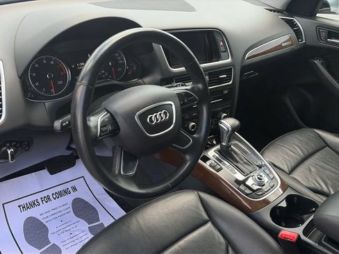 Used 2016 Audi Q5 2.0T Premium w/ Audi MMI Navigation Plus AWD/4WD image 10