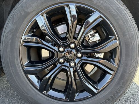 Used 2024 Ford Edge SE w/ Black Appearance Package image 62