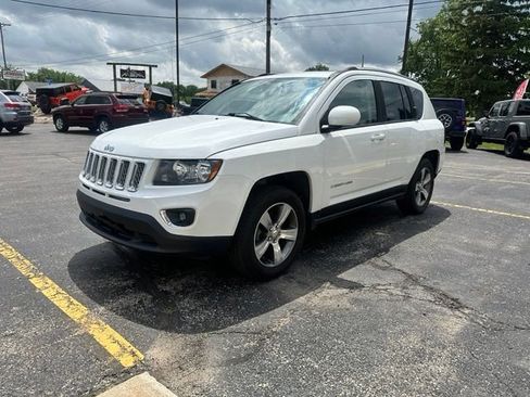 Used 2016 Jeep Compass High Altitude FWD image 3